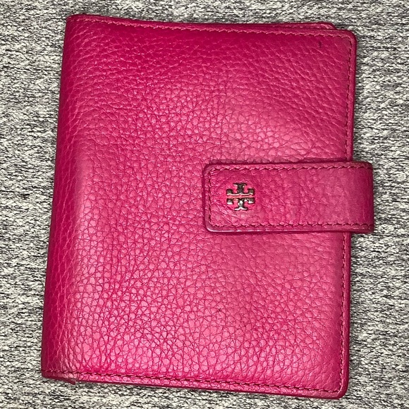 Tory Burch Accessories - Tory Burch Fuchsia Passport Holder